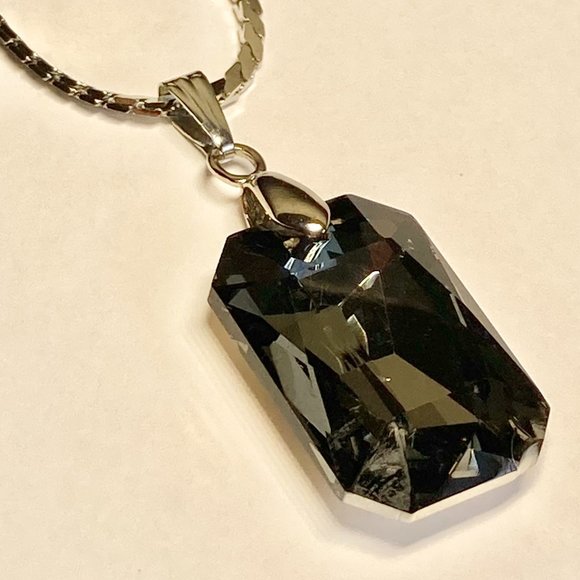 Jeweled Cut Statement Necklace Acrylic Simulated Smoky Topaz 24" Silver Plated - Picture 5 of 8